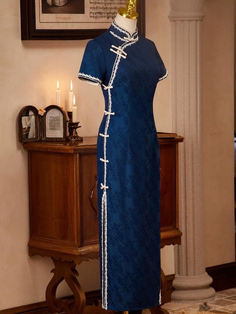 Blue Cheongsam with white forge buttons, Summer Chinese Qipao ChinaDesigner Blue Cheongsam with white forge buttons, Summer Chinese Qipao ChinaDesigner