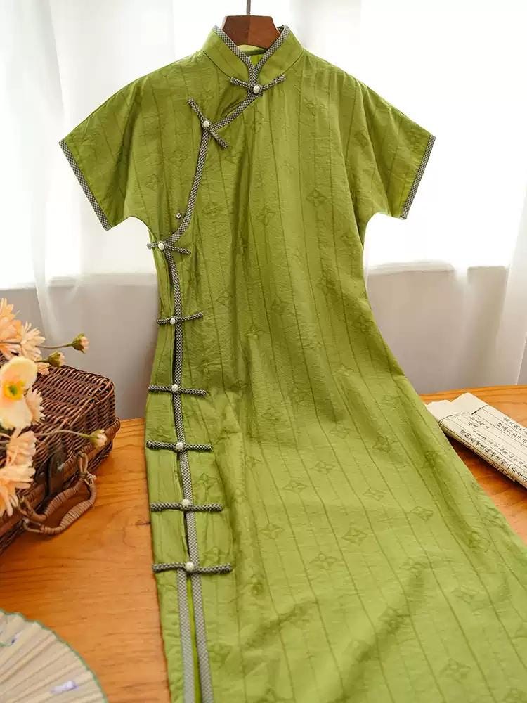 Traditional Qipao Cheongsam, Light green Tencel Chinese Dress