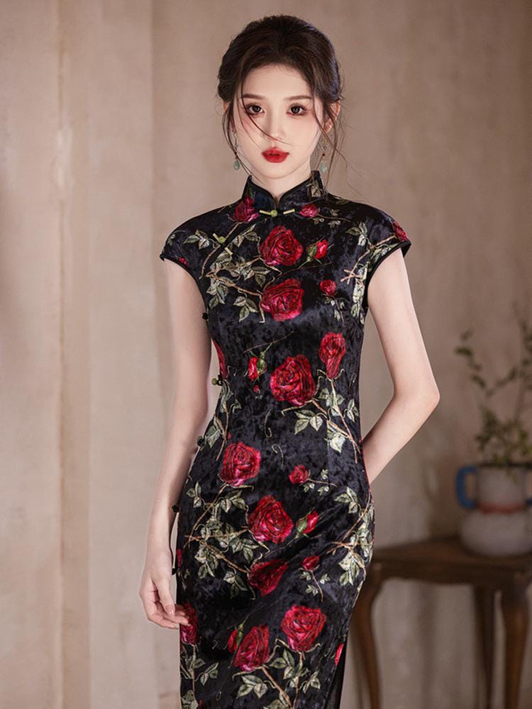 Rose Pattern Black Sleeveless Cheongsam, Modern Chinese Qipao