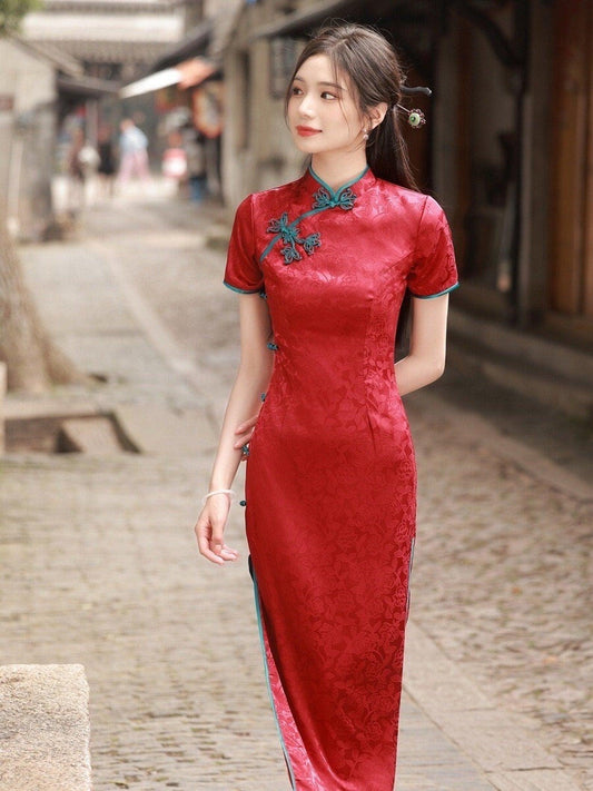 Long Cheongsam Traditional Chinese Qipao with Flower button