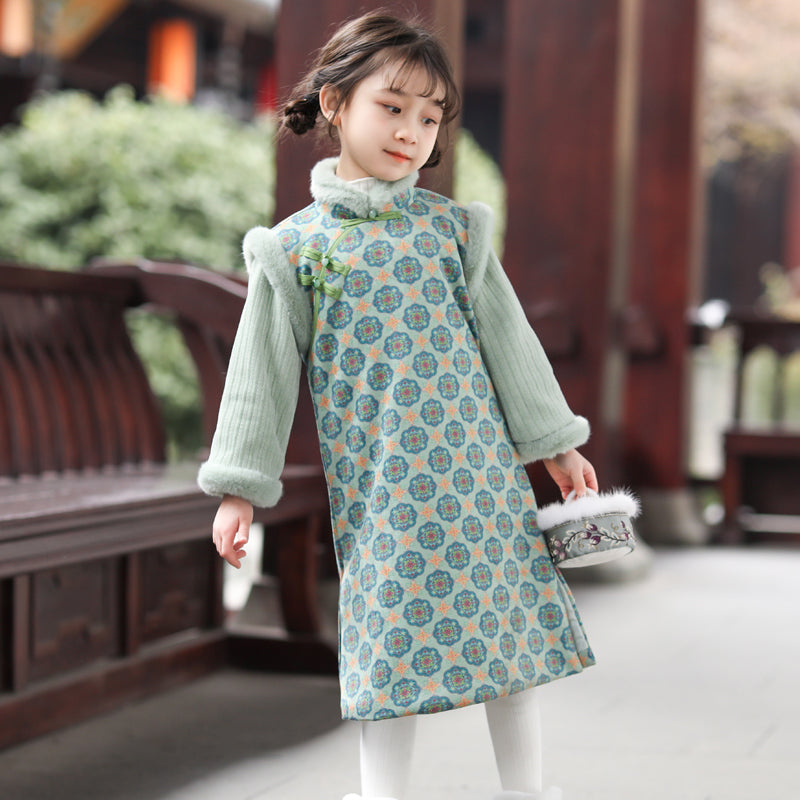 Green Winter Girl Qipao Dress