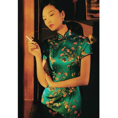 Green Mulberry silk Cheongsam with floral