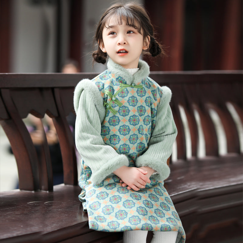 Green Winter Girl Qipao Dress