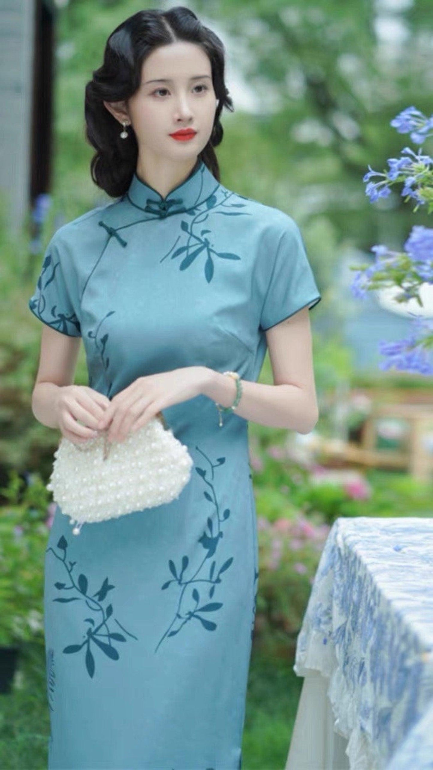 Green Cheongsam Chinese Traditional Qipao Dress