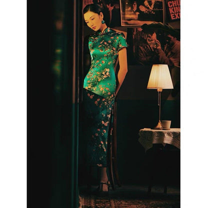 Green Mulberry silk Cheongsam with floral