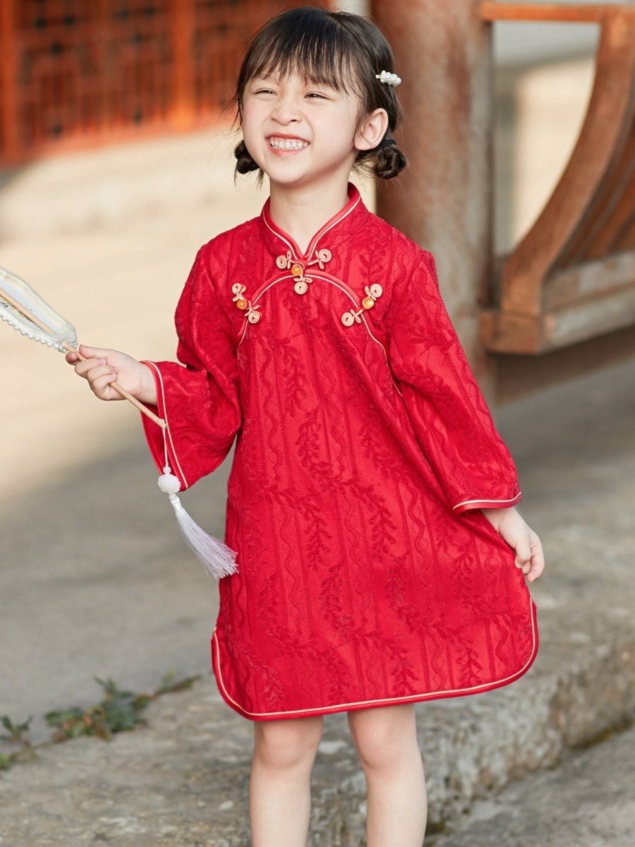 Red Chinese Cheongsam for girl