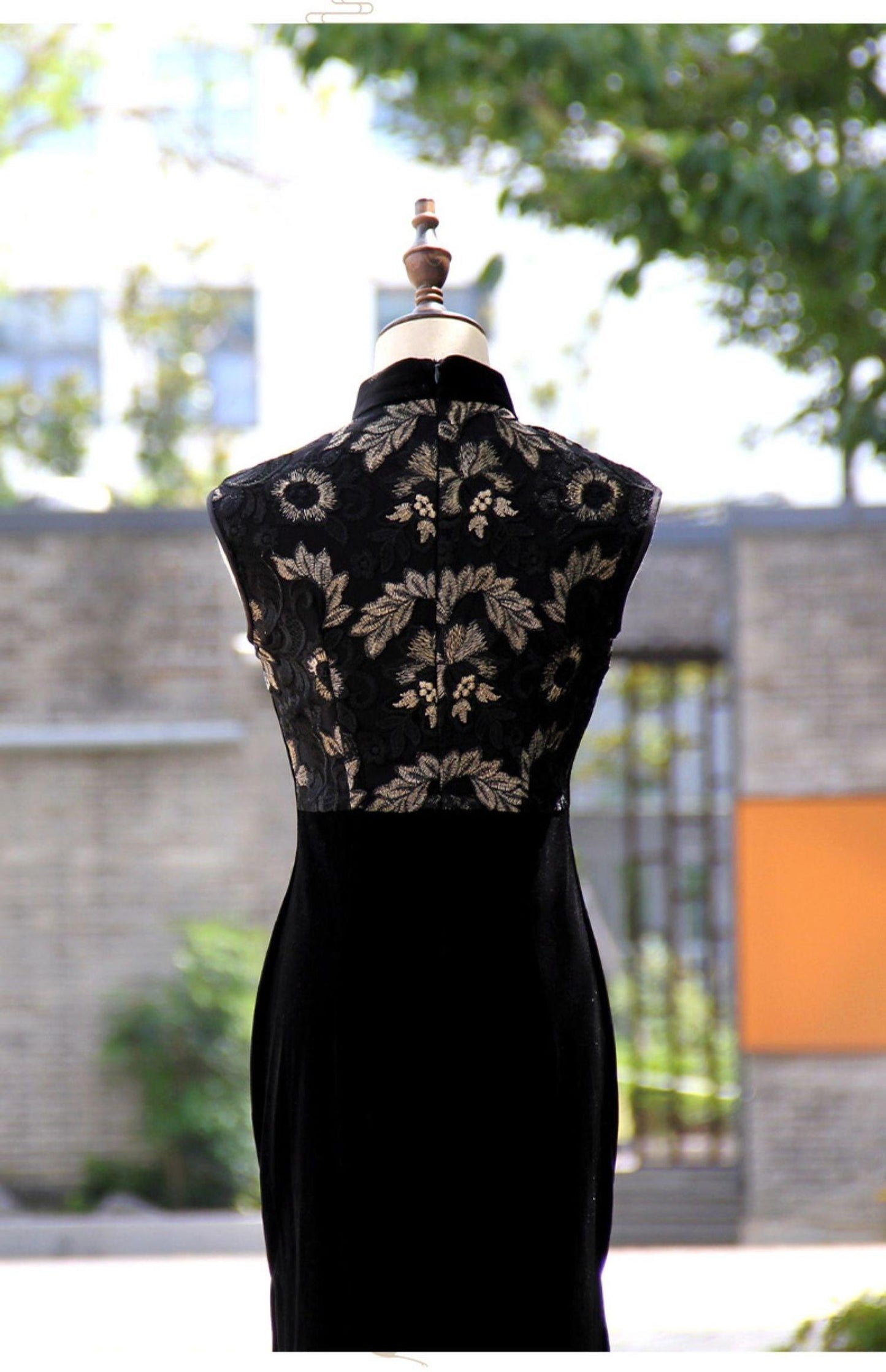 Black Lace Sleeveless Velvet Qipao Evening Gown