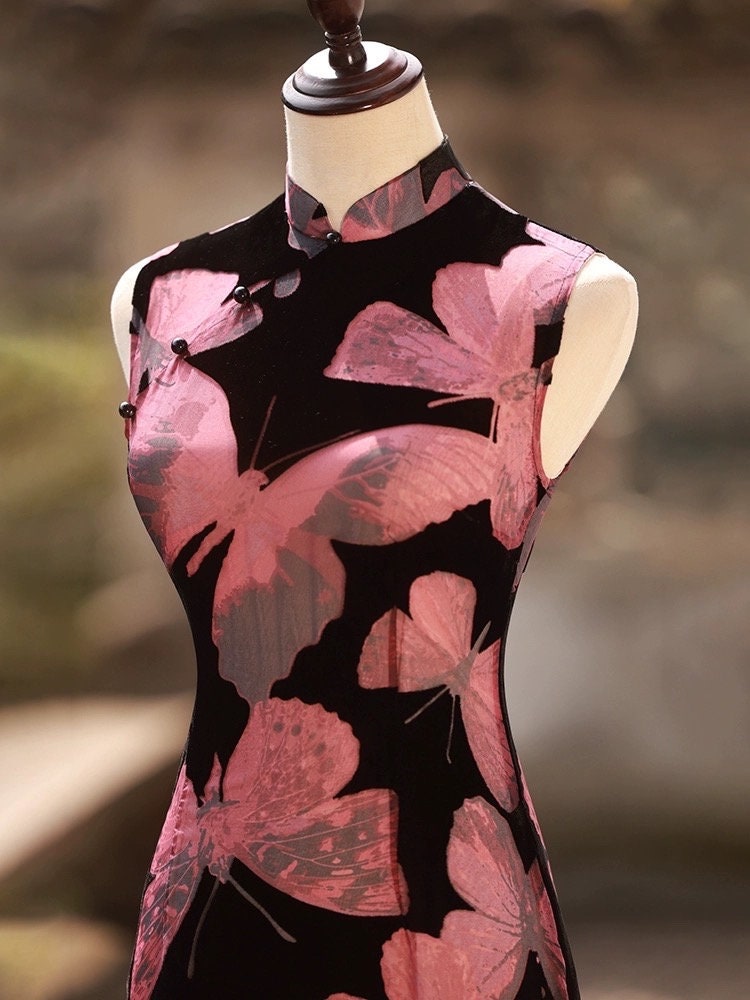 Black base with Pink Butterfly Pattern Sleeveless Cheongsam Velvet Chinese Qipao Green