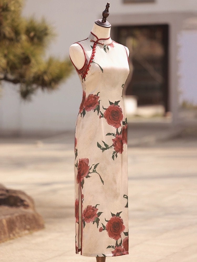 Rose Pattern Sleeveless Cheongsam Velvet Chinese Traditional Qipao