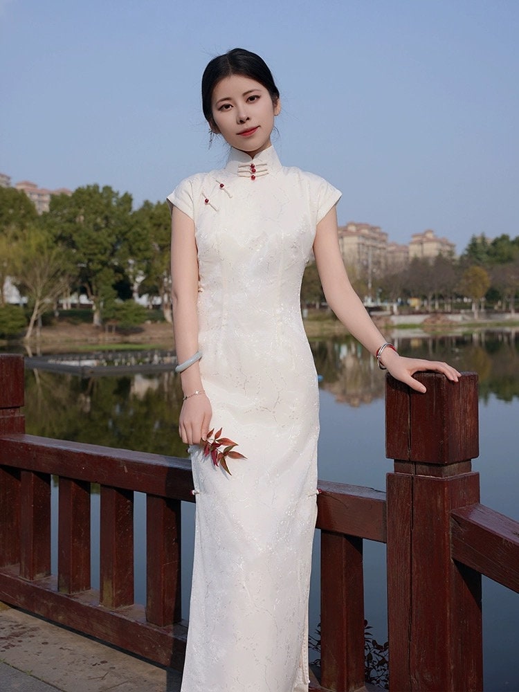 White Cheongsam Traditional Qipao Dress Long Chinese Summer Dress Plus size qipao gown