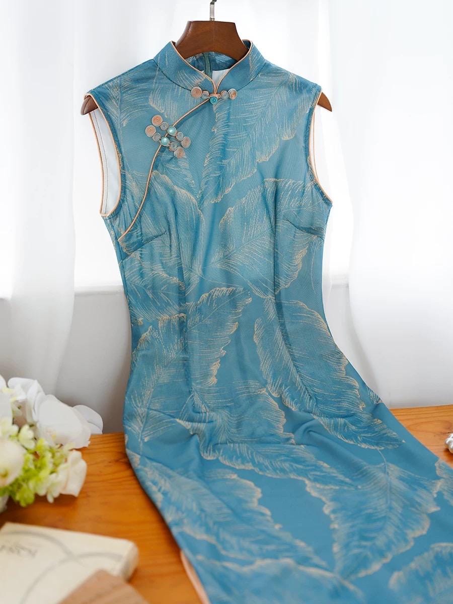 Blue base with Leaf Pattern Sleeveless Cheongsam Summer Chinese Qipao Blue