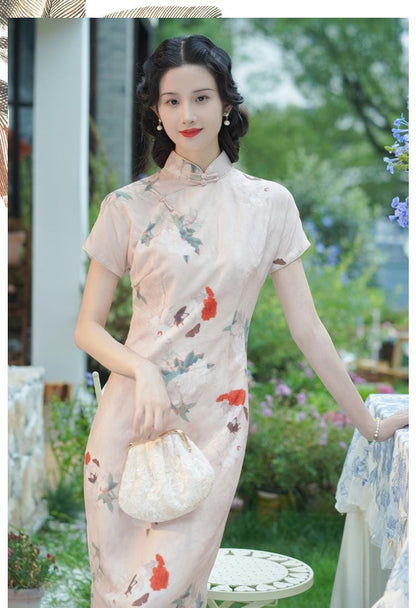 Champagne-Colored Peony Floral Handcrafted Qipao Flat Shoulders and Connected Sleeves