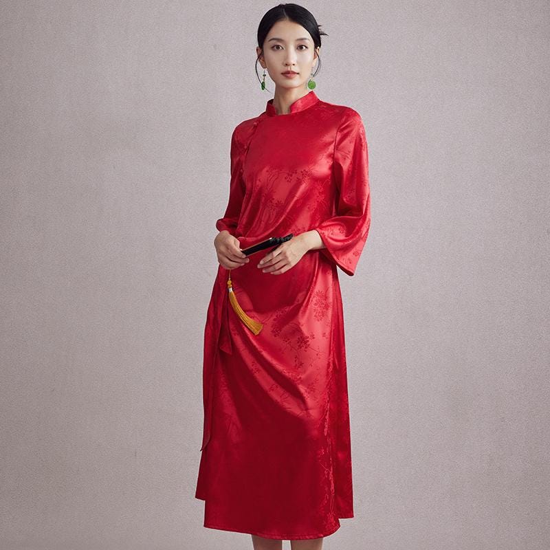 High-Quality Red Traditional Qipao, Chinese Modern Jacquard Satin Cheongsam Dress Plus Size Silk-like Loose Dress  Wedding morning robe