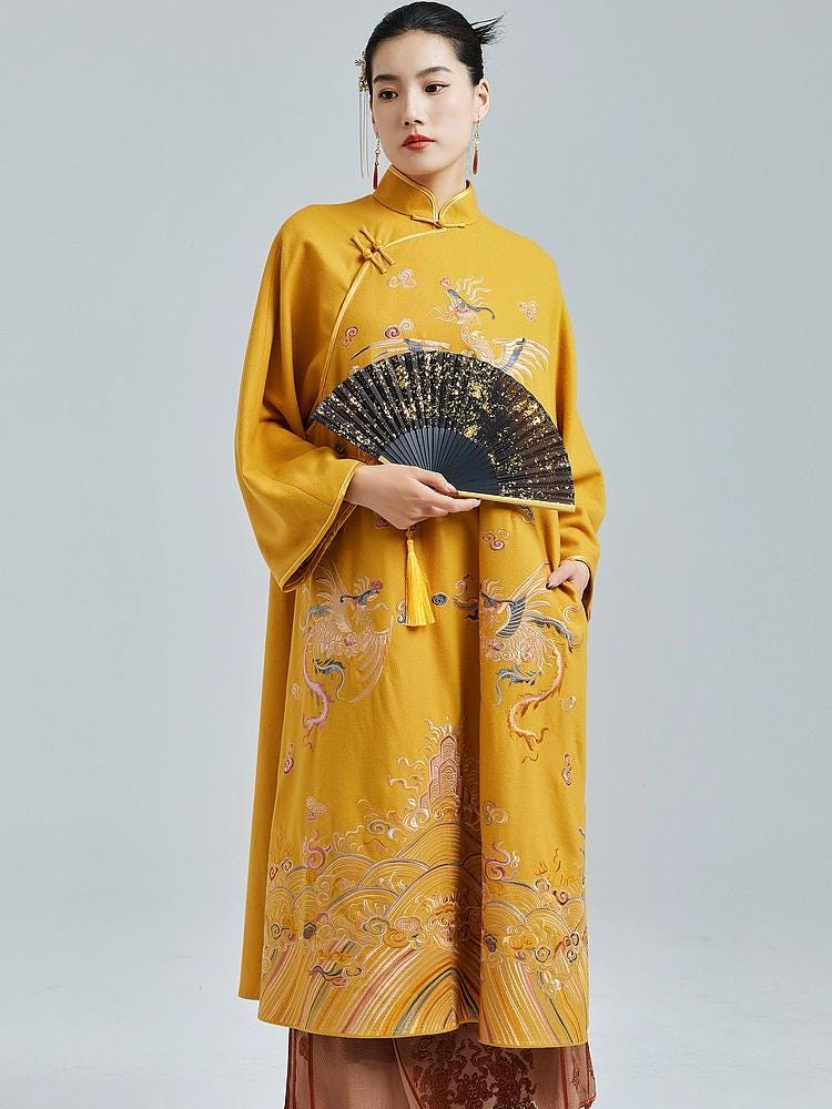 Woolen Qipao Dress with Exquisite Embroidery High-Quality Autumn Winter Yellow Traditional Cheongsam Chinese Modern Dress Plus Size Loose