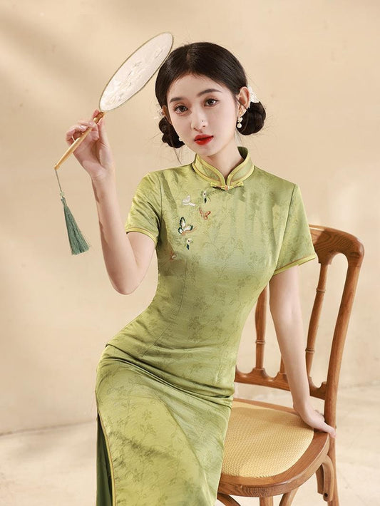 Green Silk-like Long Cheongsam Modern Chinese Qipao