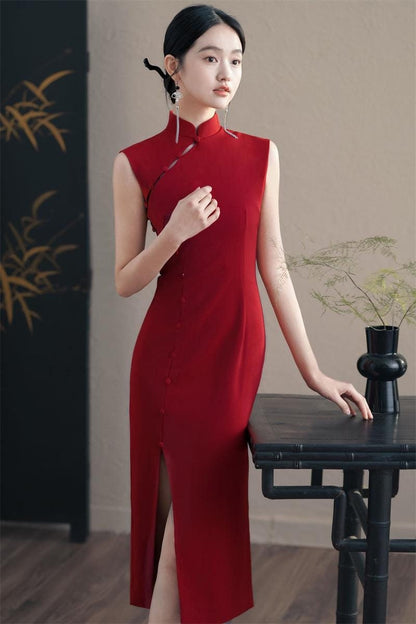 Burgundy Chenille Qipao Modern Cheongsam