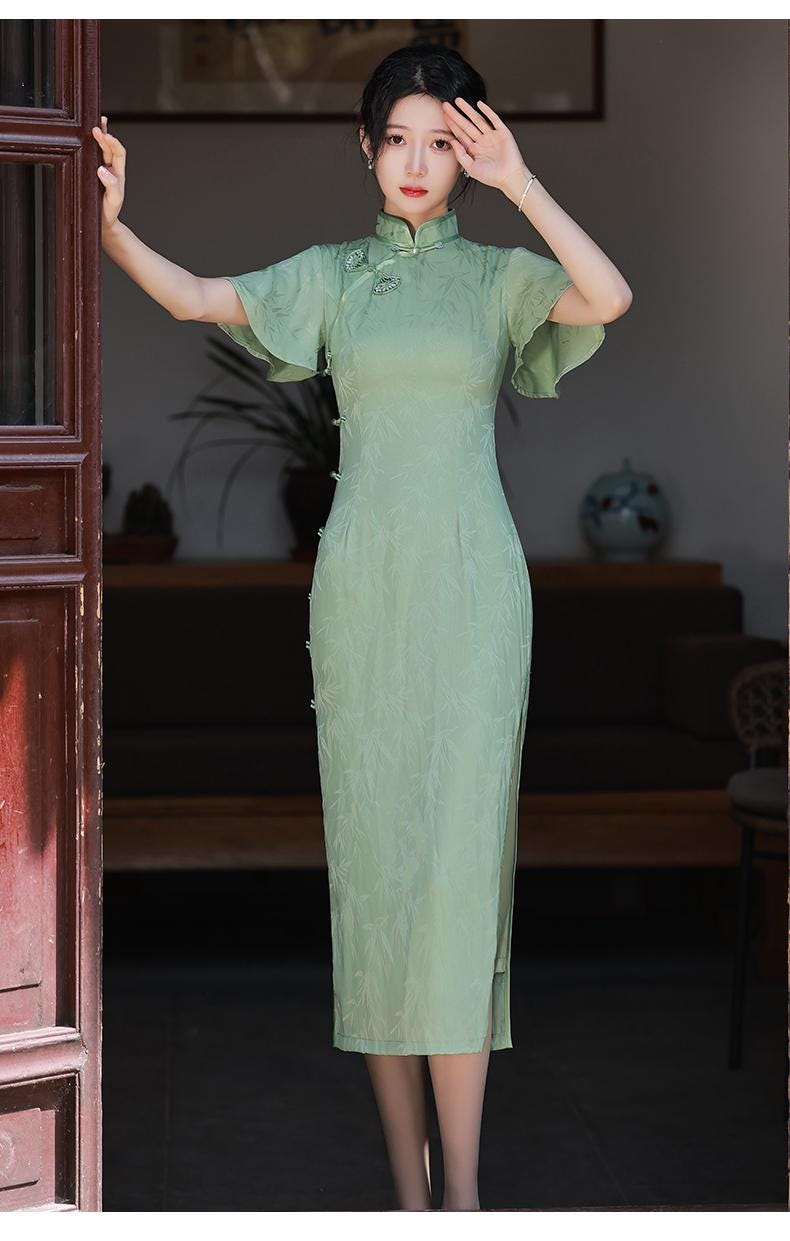 Light Green Chinese Modern Cheongsam