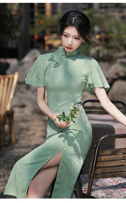 Light Green Chinese Modern Cheongsam