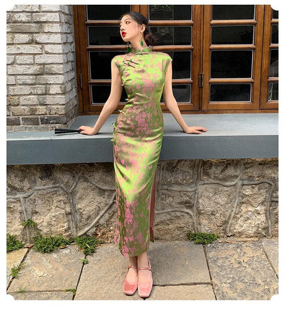 Green Jacquard Silk-like Double-Breasted Long Cheongsam Modern Chinese Qipao