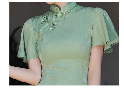 Light Green Chinese Modern Cheongsam