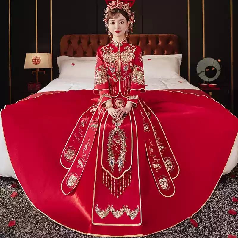 Red Traditional Chinese Bridegroom Wedding Xiuhe Phoenix Diamond Tea Ceremony Bridal Gown Crown headwear Plus Size Kimono